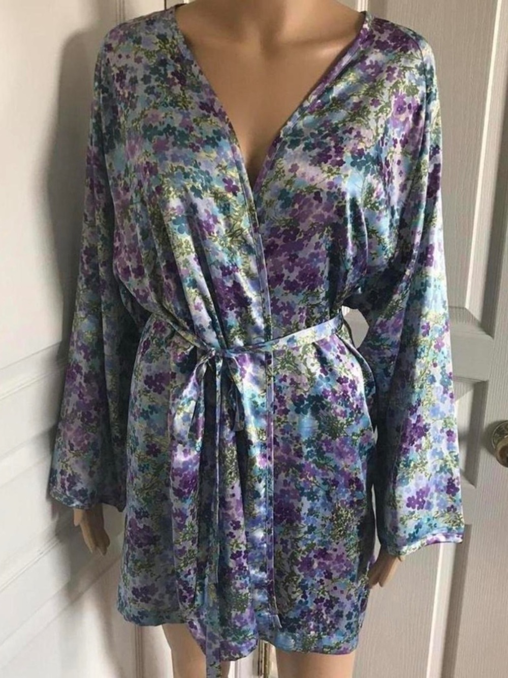 🌹Vintage🌹 Floral Robe One Size